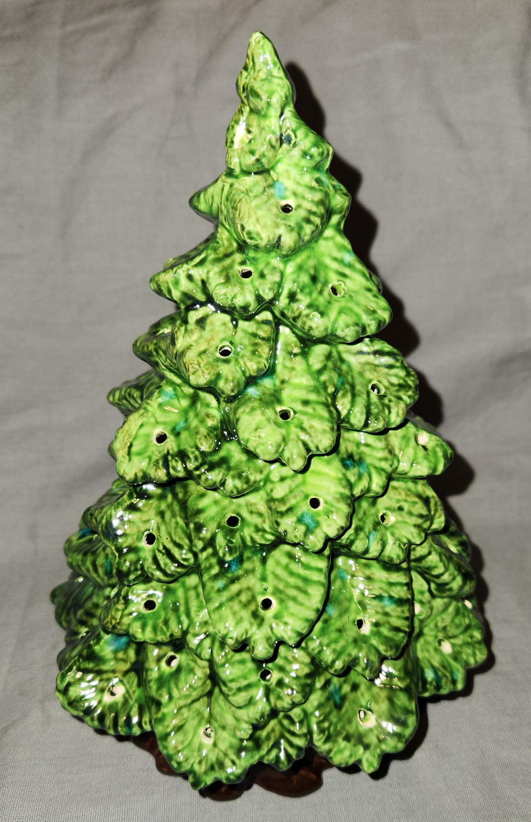 Ceramic Christmas Decoration - Tree, Sierra Spruce: Medium; Base - Fabric; Lighted