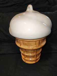 Ceramics - Decoration - Ice Cream Cone, Large - Vanilla