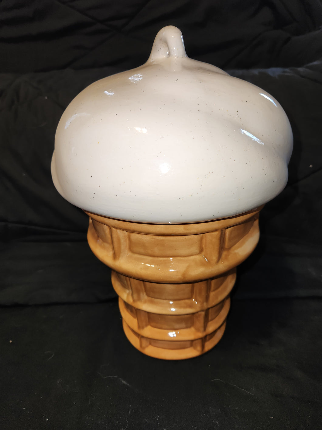 Ceramics - Decoration - Ice Cream Cone, Large - Vanilla