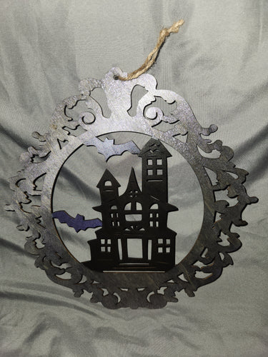 Wooden Sign - Circle, Haunted House w/ Bats