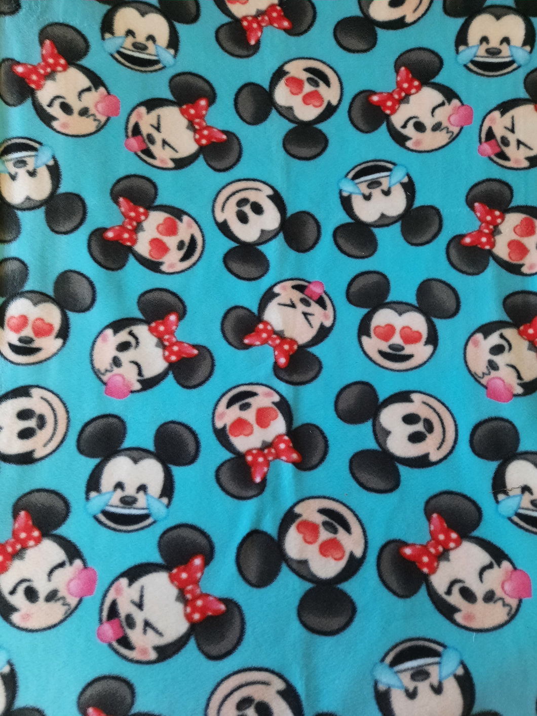 Throw Blanket - Disney's Mickey & Minnie Tsum Tsum on Aqua Fleece::Matching