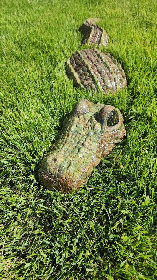 Ceramic Alligator - 3 piece Garden & Patio Décor