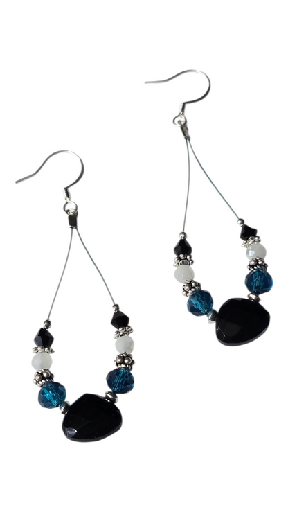 Elegant Wire Teardrop Earrings – Handmade with Crystals