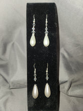 Earrings - Pearl Teardrop Large - Variety