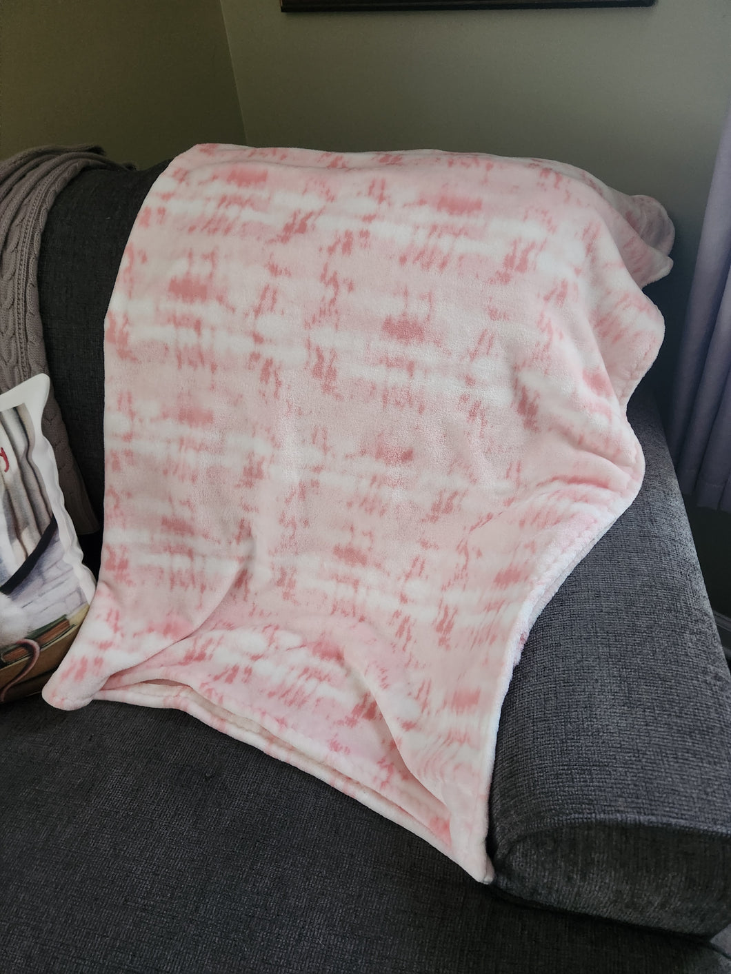 Throw Blanket - Tie-Dye, Pink and White Blend Sew Lush