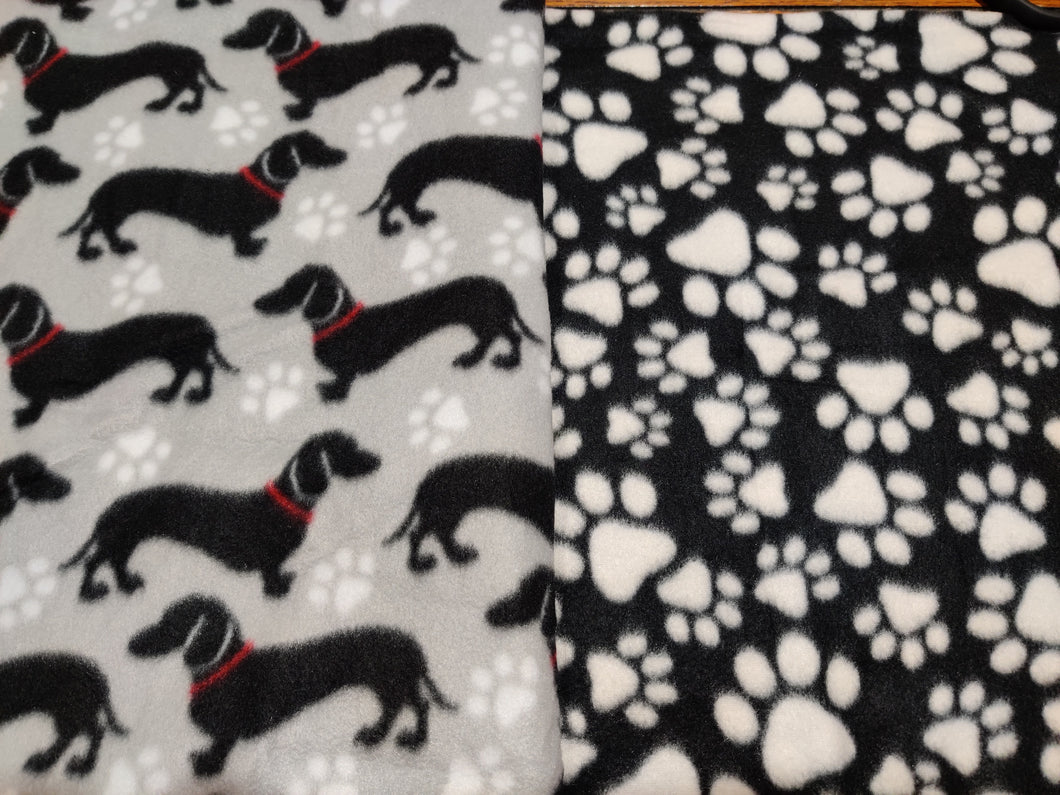 Small Dog Bed - Dachshunds Grey Fleece::B&W Pawprints Fleece