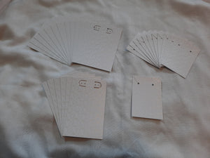 Display Card - 2x3-3x4 - 30pcs - White w/ Pearl Clover