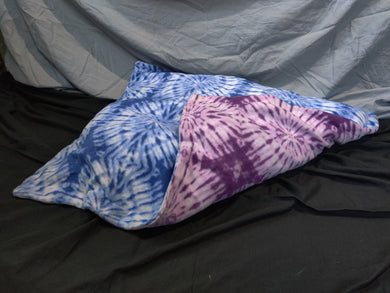 Extra Large Pet Bed - Tie-dye Purple Fleece::Tie-dye Blue Fleece
